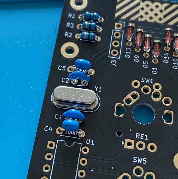 plaid pad capacitors 0 1uf 1