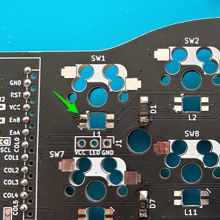 SK6812 Mini-E soldering